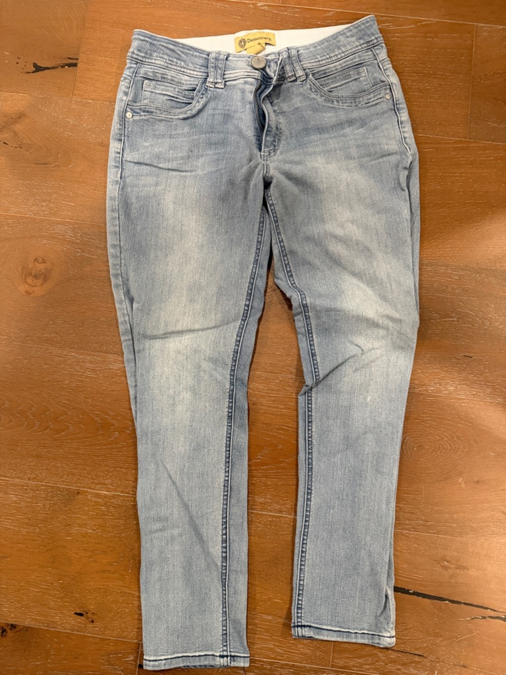 Democracy Light Wash Women’s Jeans - Comfortable Slim Fit